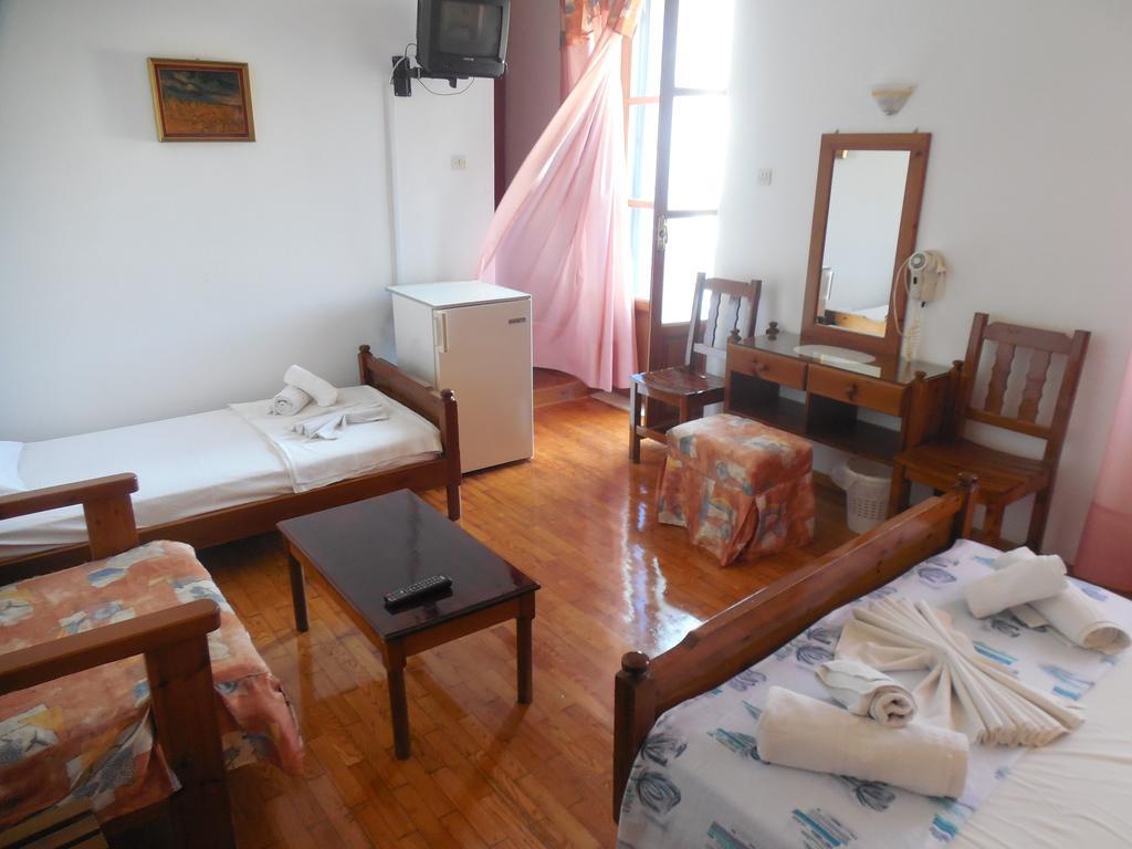 Adonis Rooms Skopelos Exterior foto